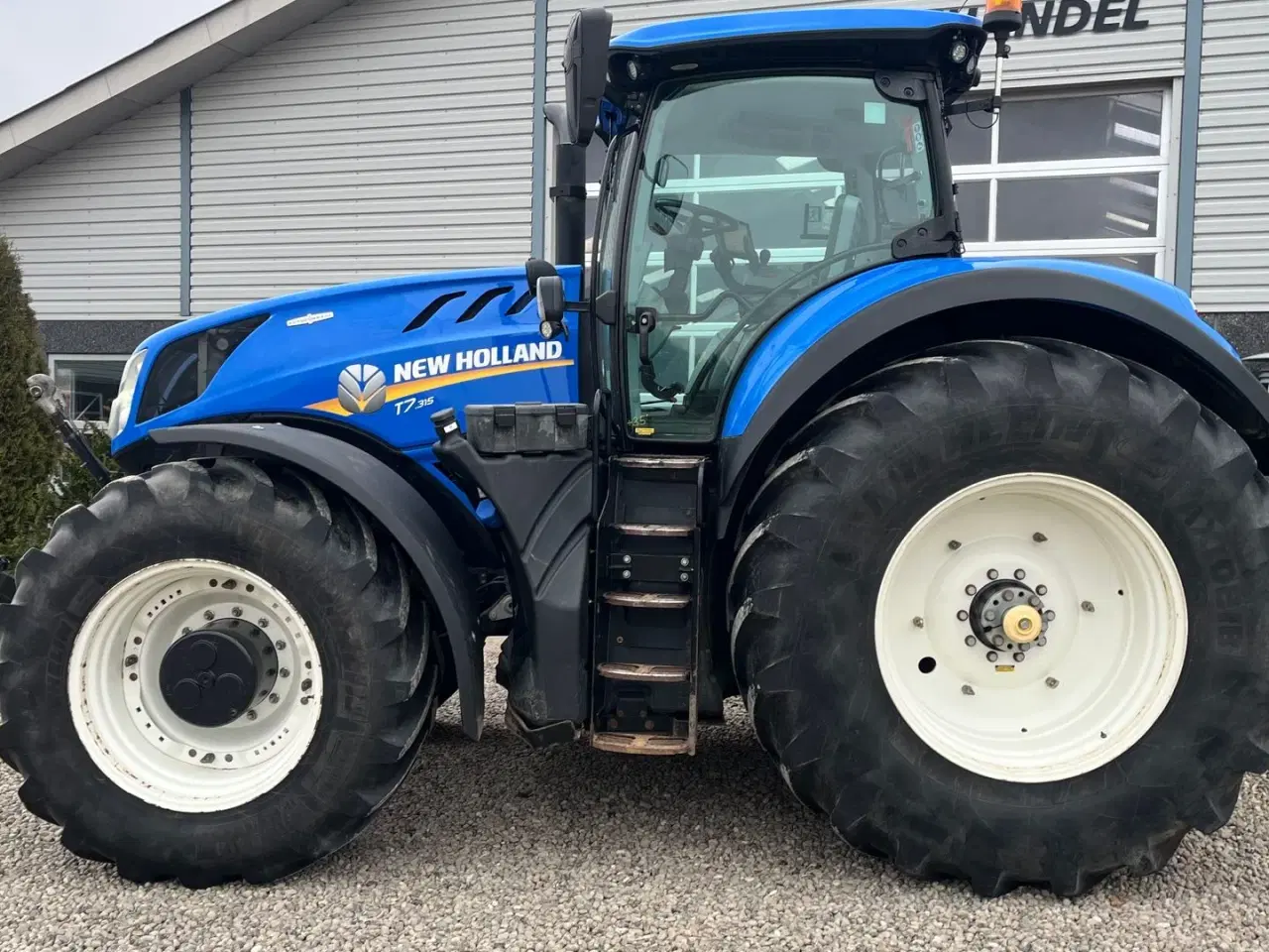 Billede 15 - New Holland T7.315 Med frontlift