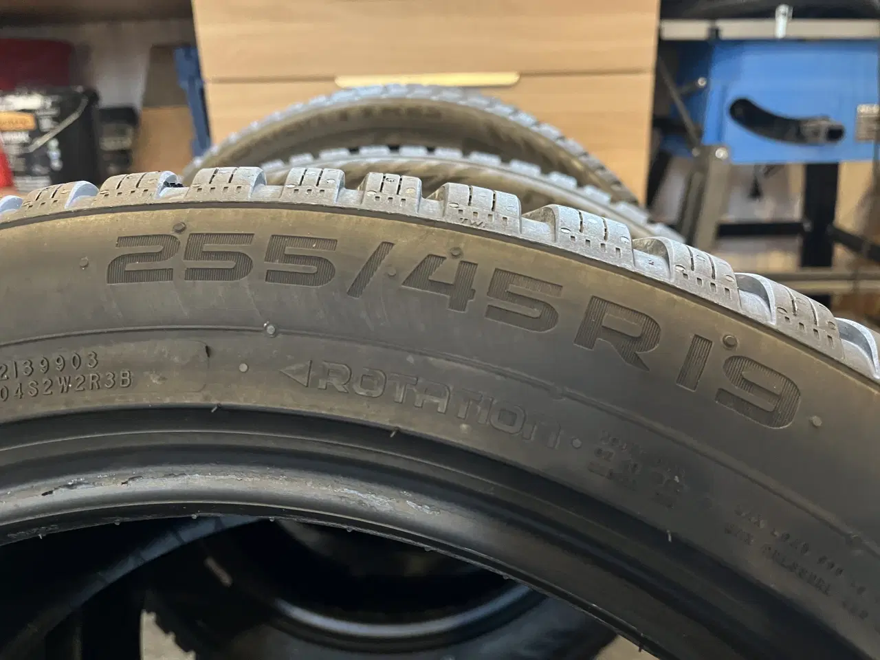 Billede 3 - Nokian Seasonproof 2 helårsdæk 255/45 R19 104Y