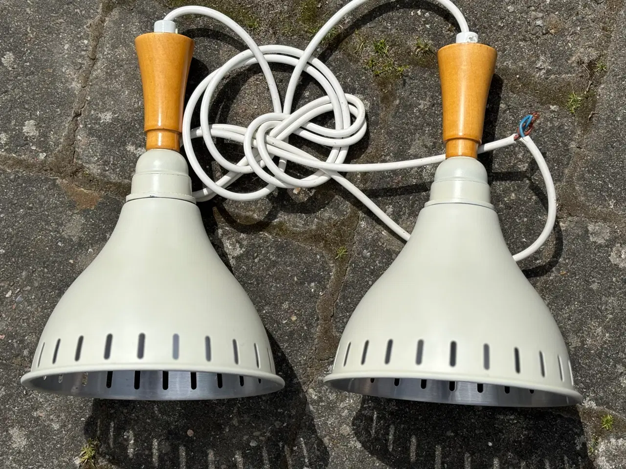 Billede 2 - IKEA Loft lamper 2 stk