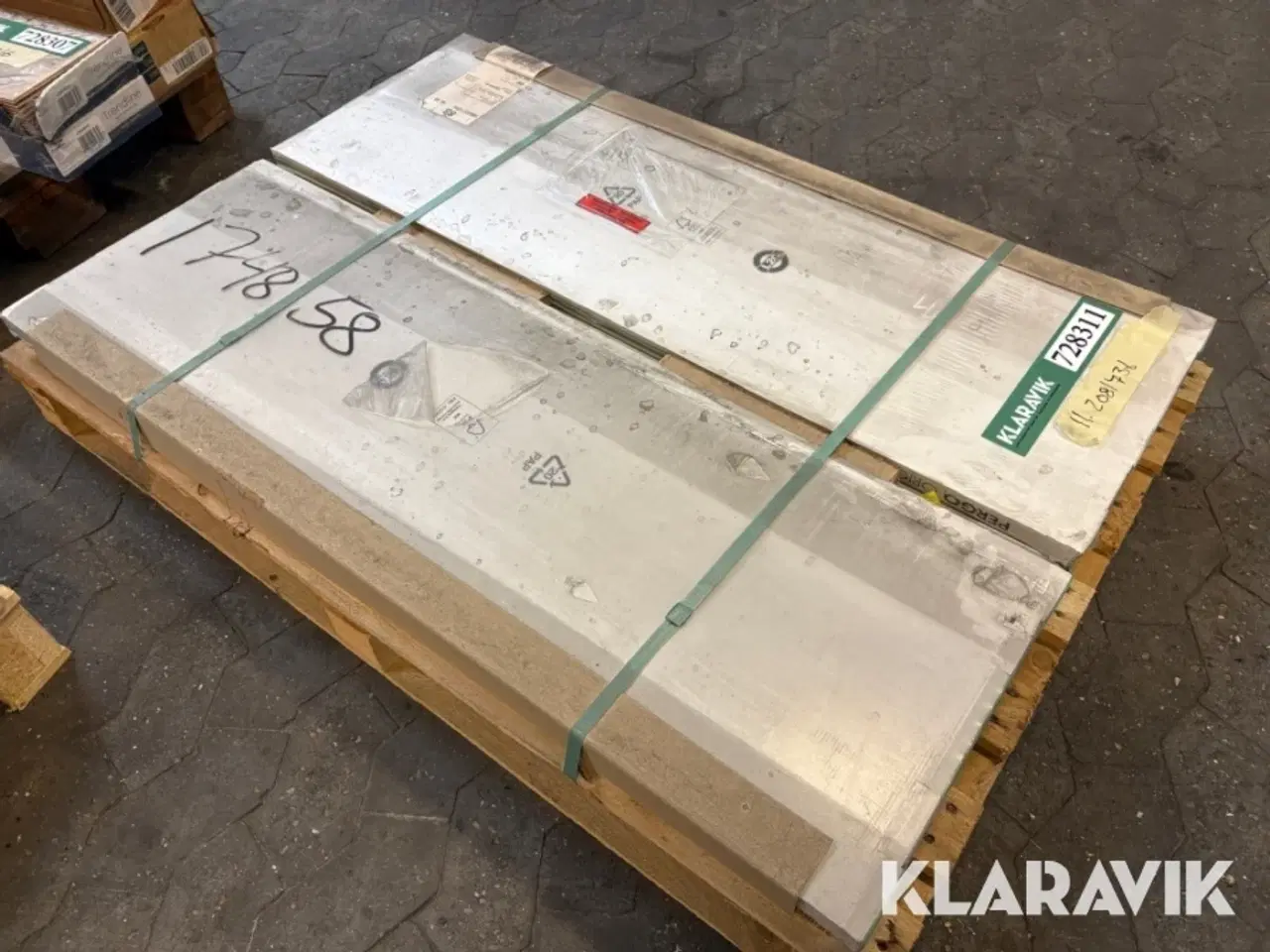 Billede 5 - Laminat gulv Pergo Vasa Natur chevron oakpak