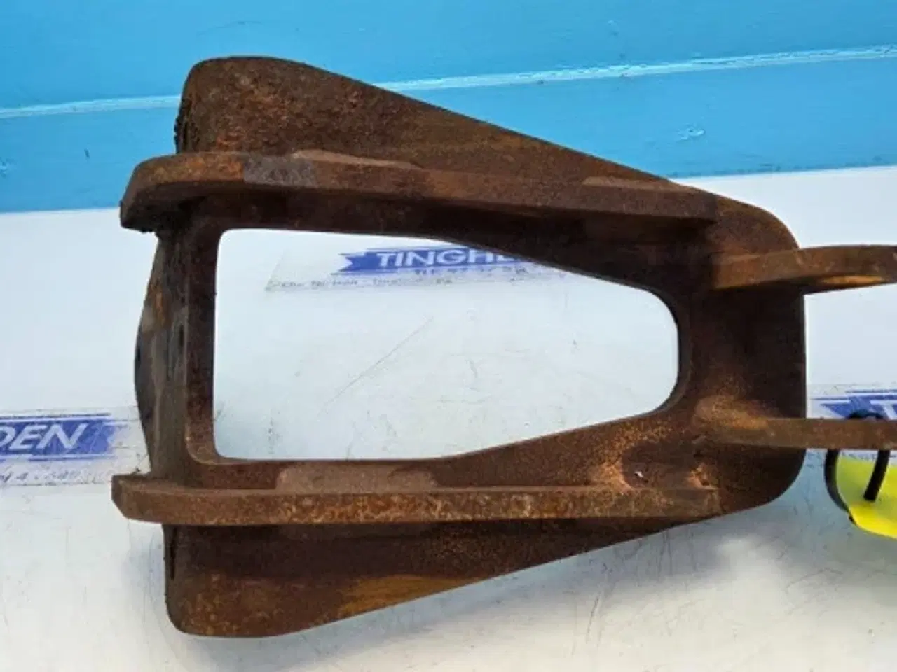 Billede 8 - Valtra S394   Beslag    4382498M1