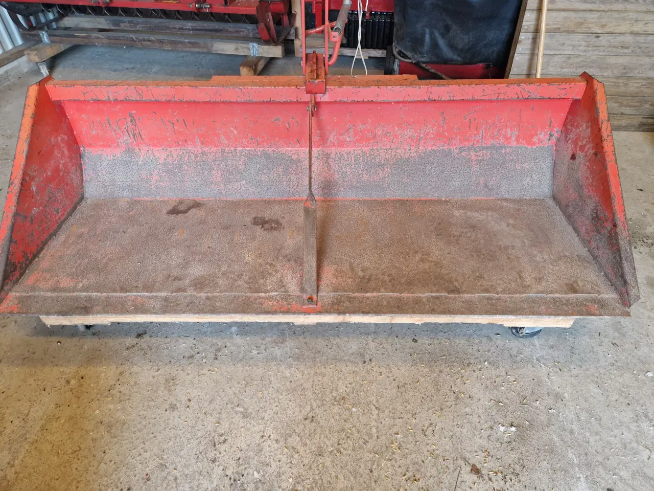 Billede 1 - Bagtipskovl sælges