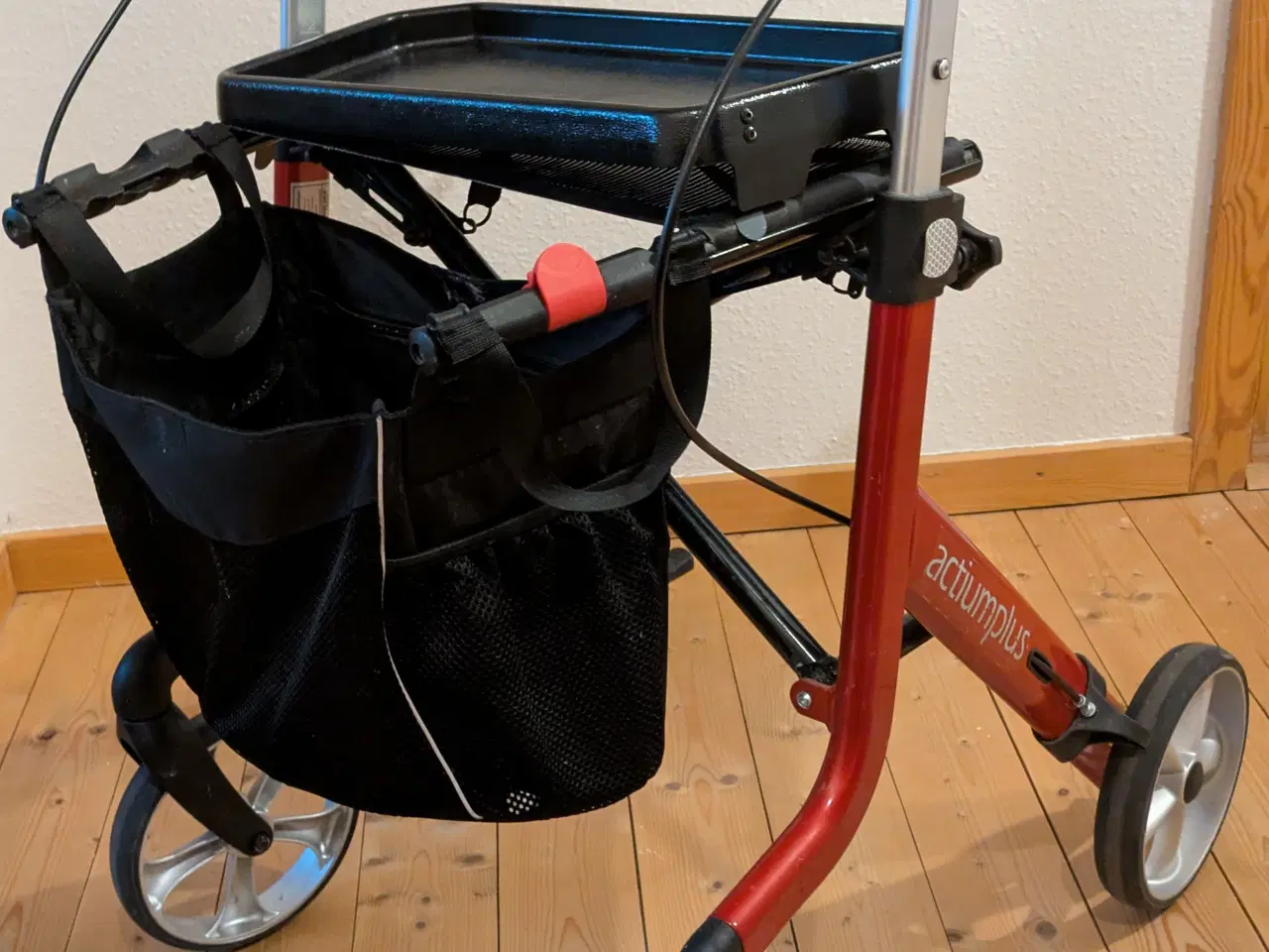 Billede 1 - Pæn rollator