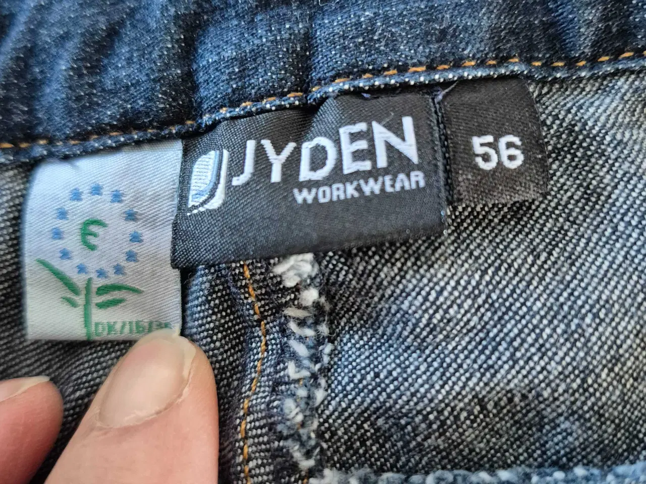 Billede 2 - Dame stumpebukser str 56