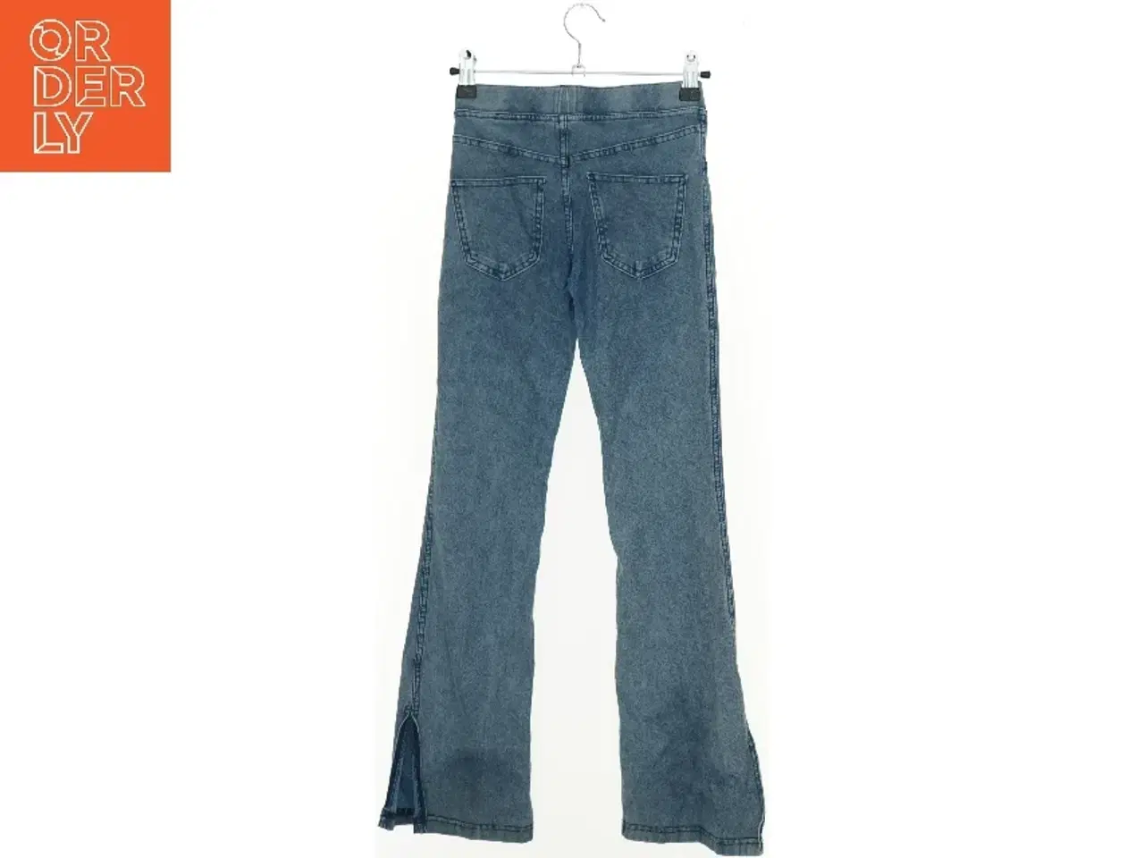 Billede 2 - Bukser fra H&M (str. 146 cm)