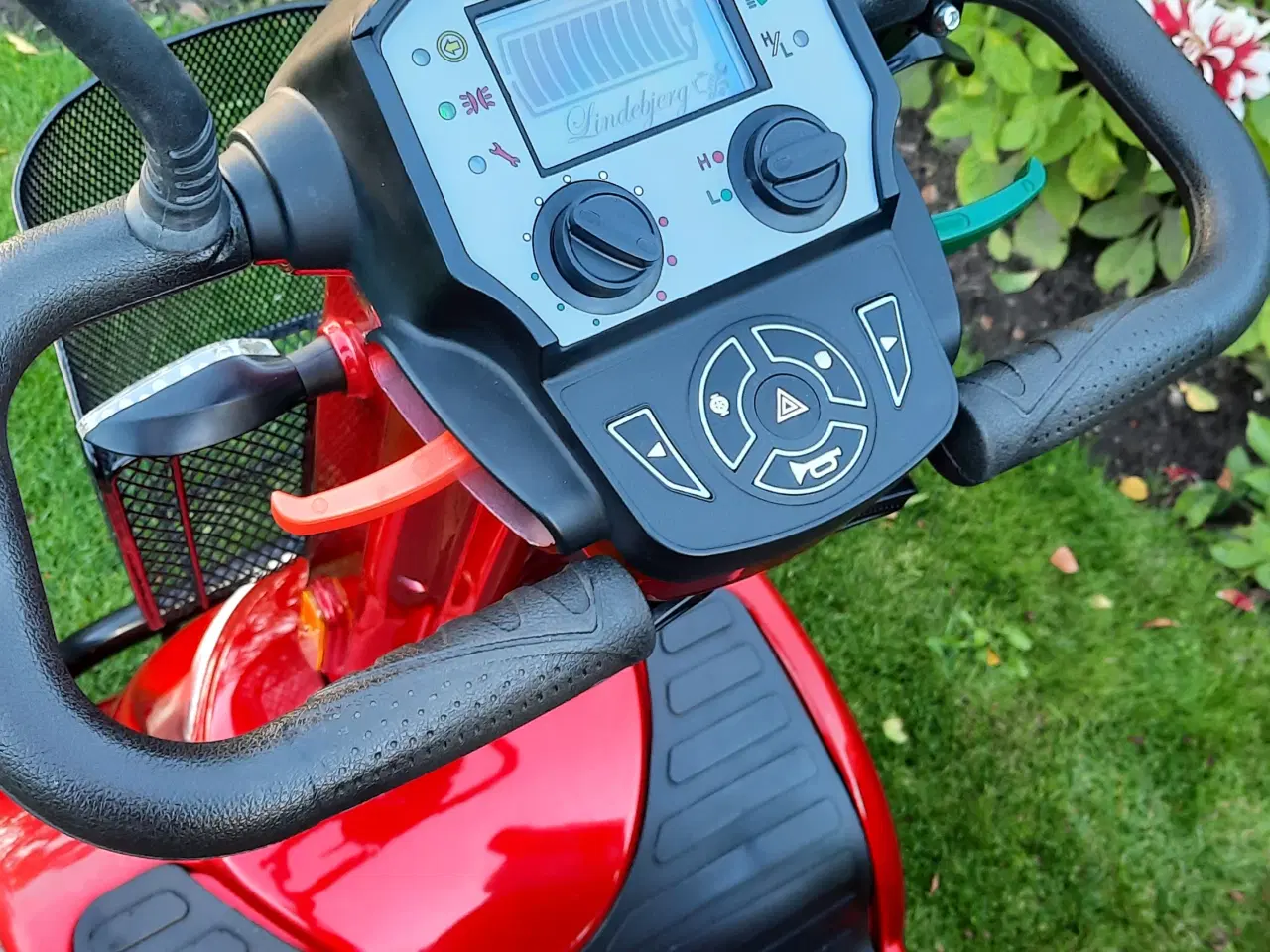 Billede 7 - Fin og billig elscooter 4hjulet 