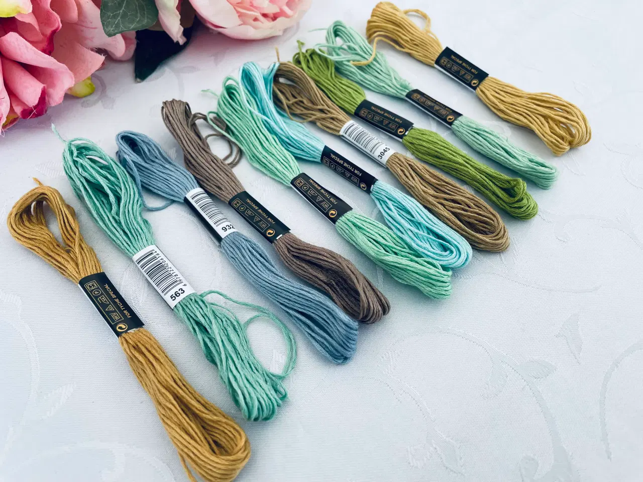 Billede 4 - Broderi garn 