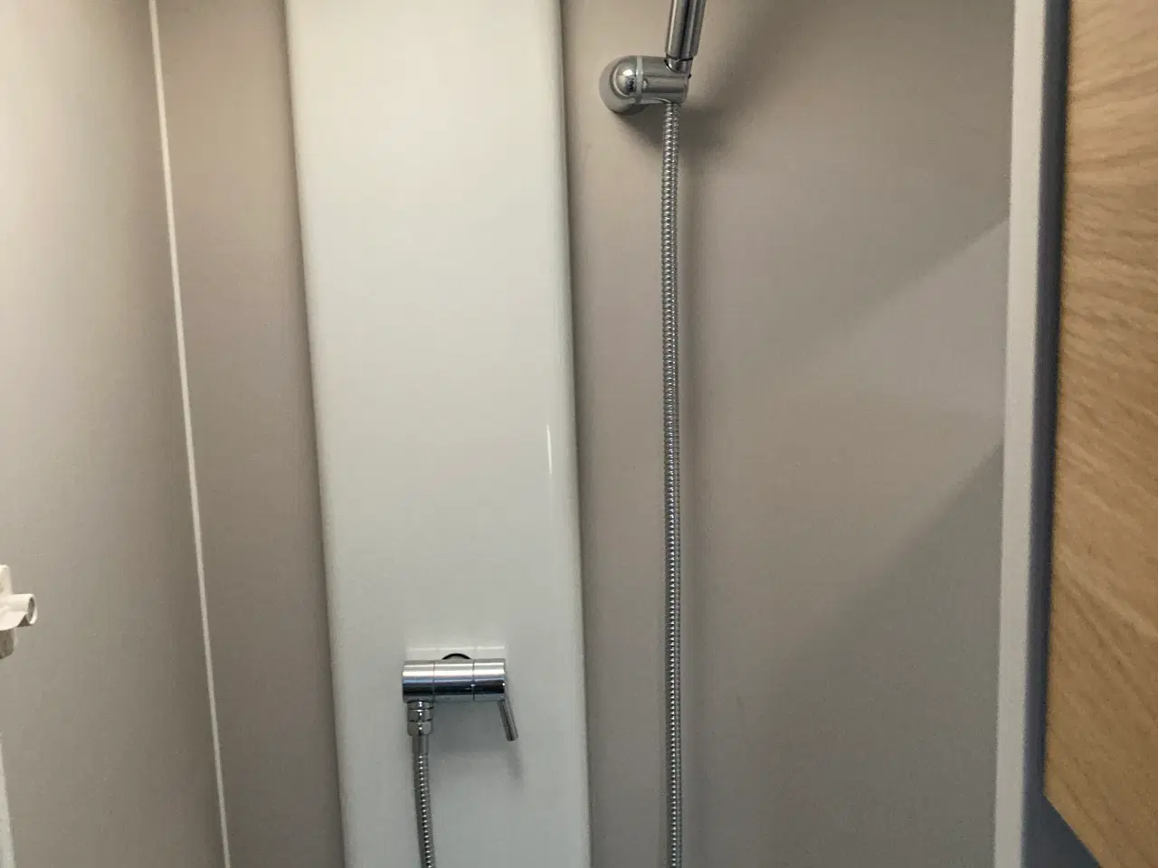 Billede 15 - Campingvogn med fortelt