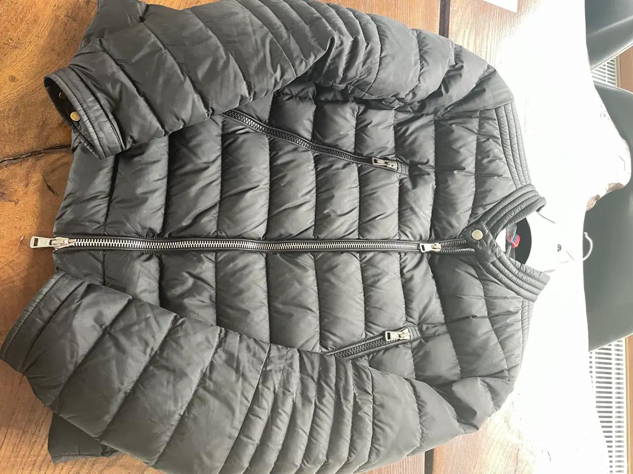 Billede 1 - Moncler Amiot jakke