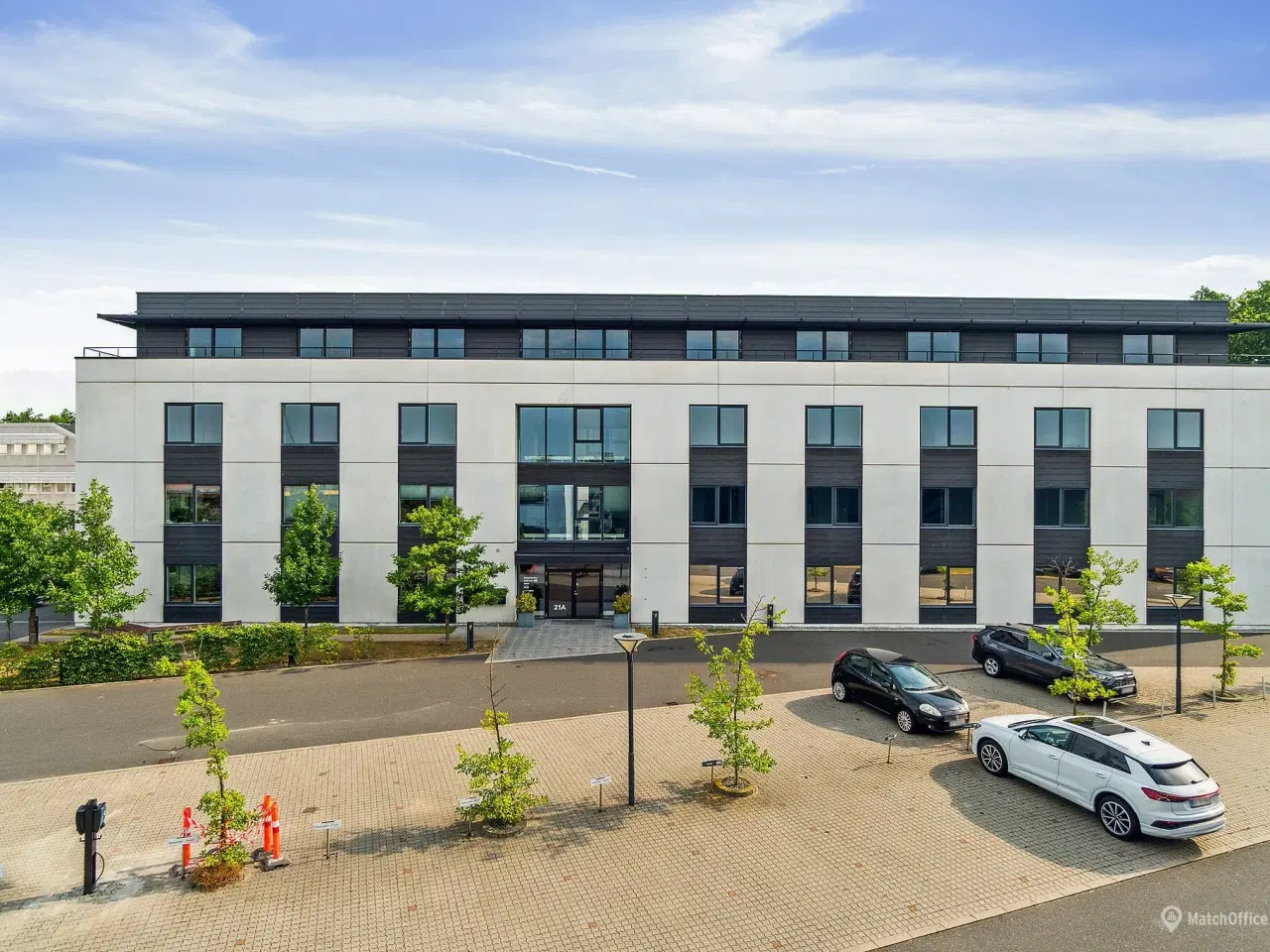 Billede 8 - Ledige kontorlejemål i flot ejendom