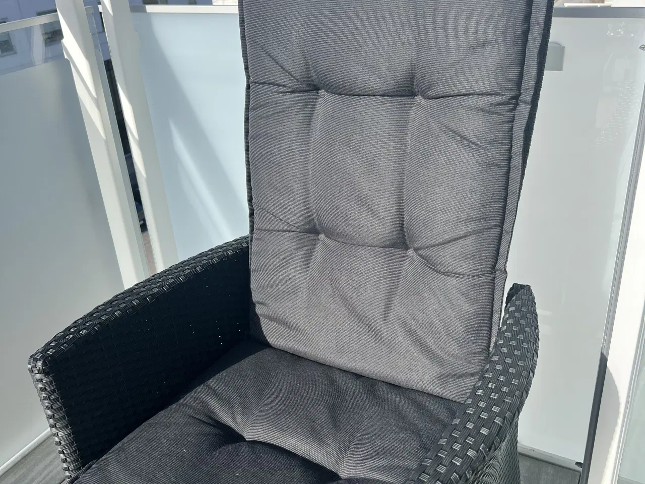 Billede 3 - Kraftige hynder til stol med høj ryg