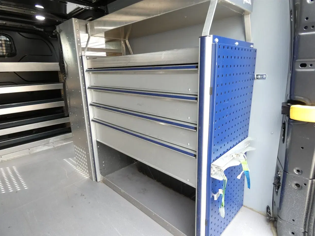 Billede 4 - Ford Transit Custom 320 L2H1 2,0 TDCi Sport 170HK Van 6g Aut.