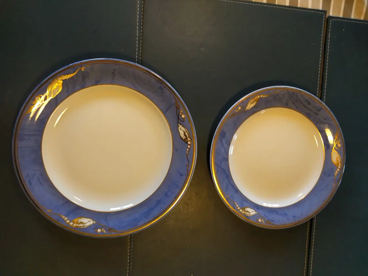 Billede 1 - Blå Magnolia tallerkener