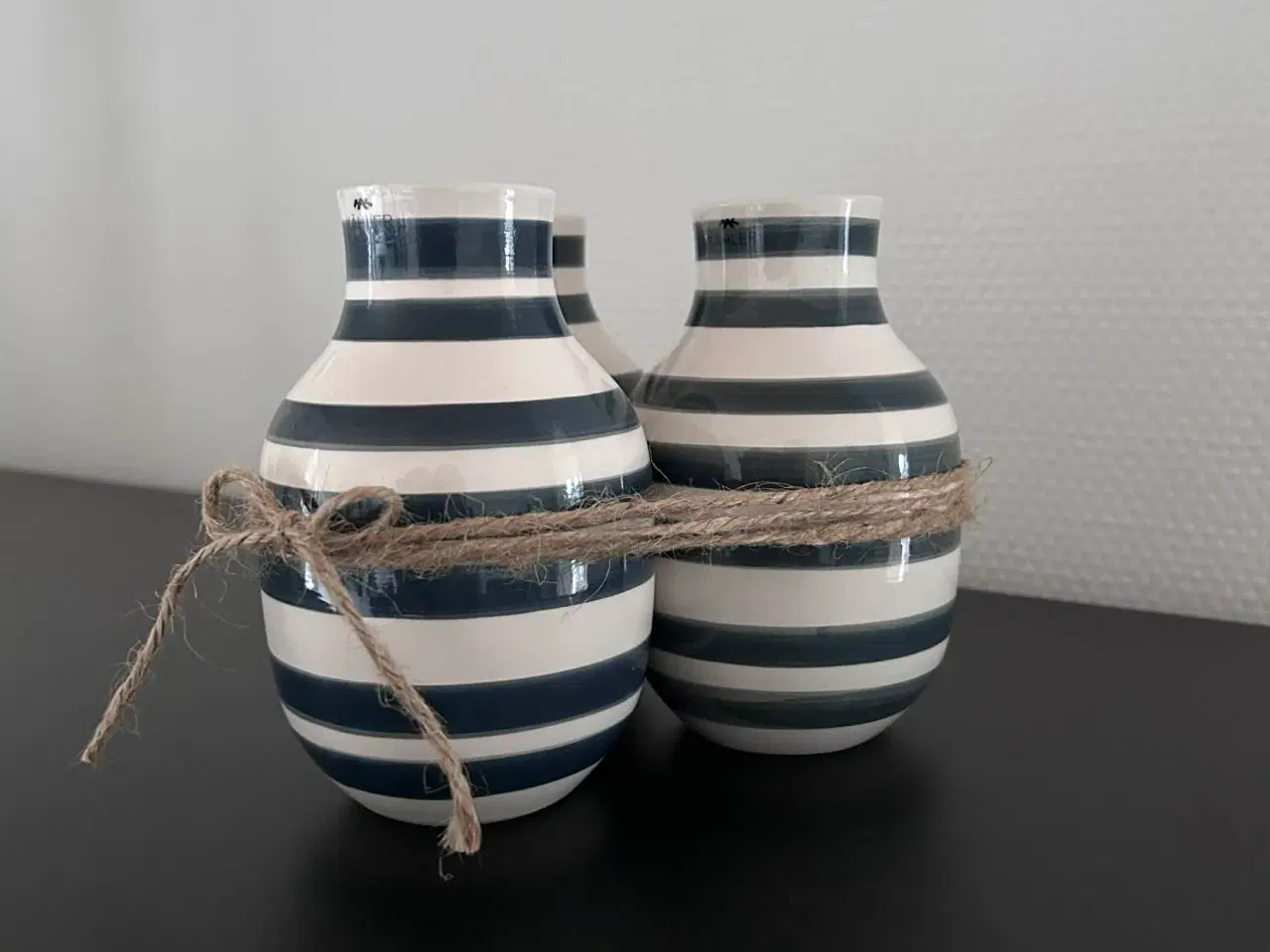 Billede 3 - Kähler omaggio vase 12,5 cm - koksgrå, 3 stk.