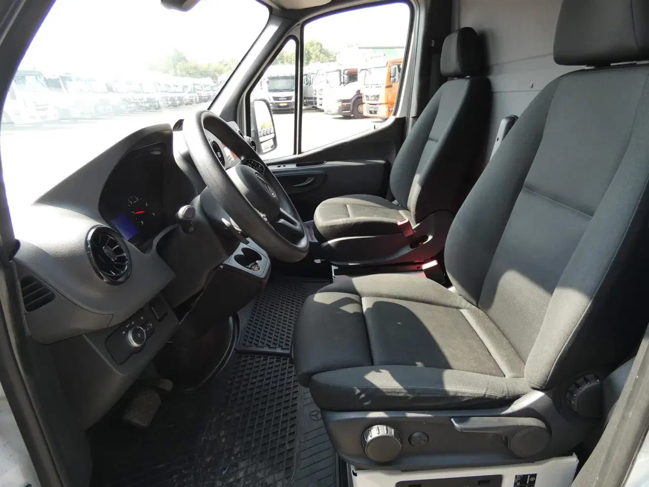 Billede 10 - Mercedes-Benz Sprinter 314 KØLEBIL 2,1 CDI A2 9G-Tronic 143HK Ladv./Chas. Aut.