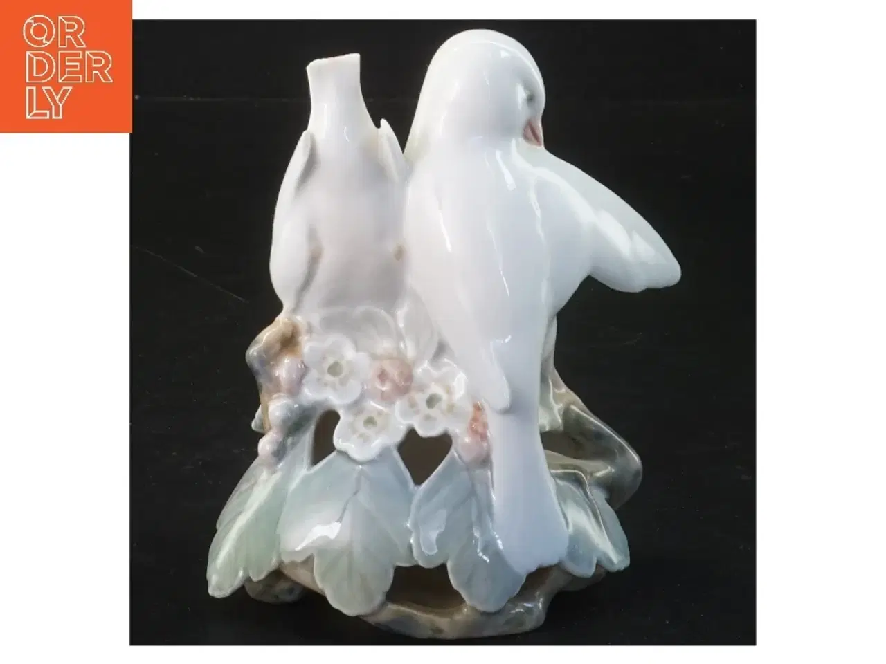 Billede 2 - Porcelænsfigur med fuglemotiv fra Royal Copenhagen (str. 12,5 cm)