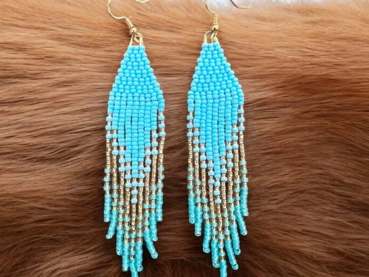 Billede 1 - Grønlandske øreringe, håndlavede 