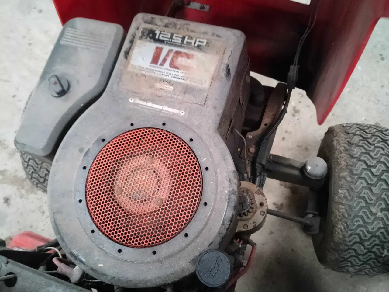 Billede 2 - 2 havetraktoere 