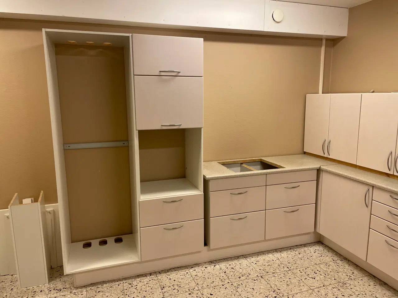 Billede 2 - HTH køkken fra 2005