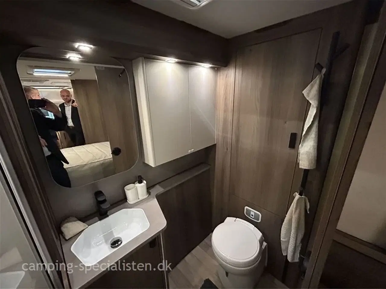 Billede 8 - 2026 - Kabe Imperial 740 CTDL E8   Kabe Imperial 740 CTDL E8 model 2026 kan snart ses hos Camping-Specialisten