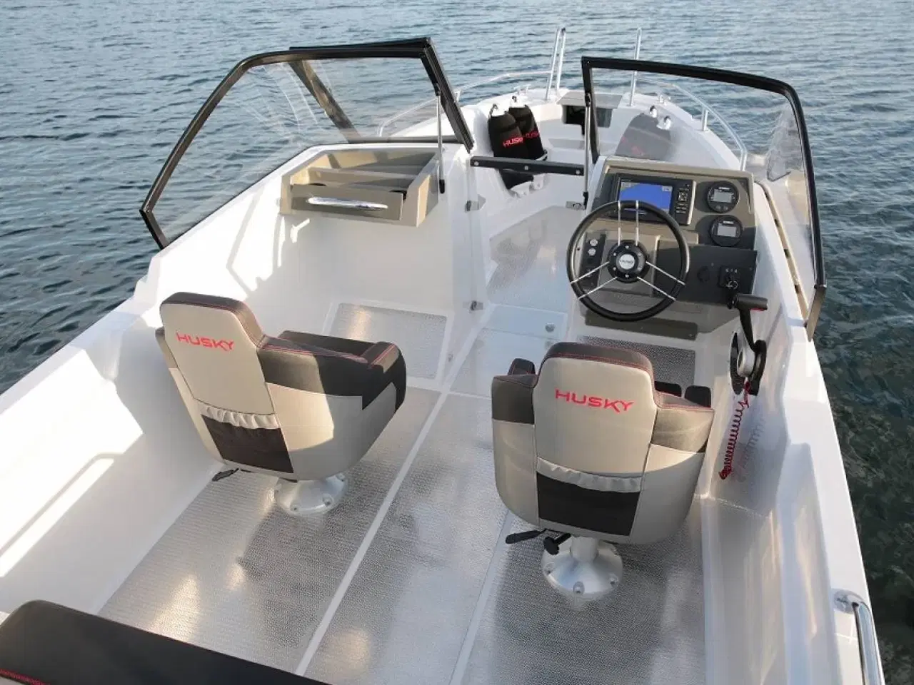 Billede 2 - Finnmaster Husky R5 - Yamaha 70 HK/Udstyr