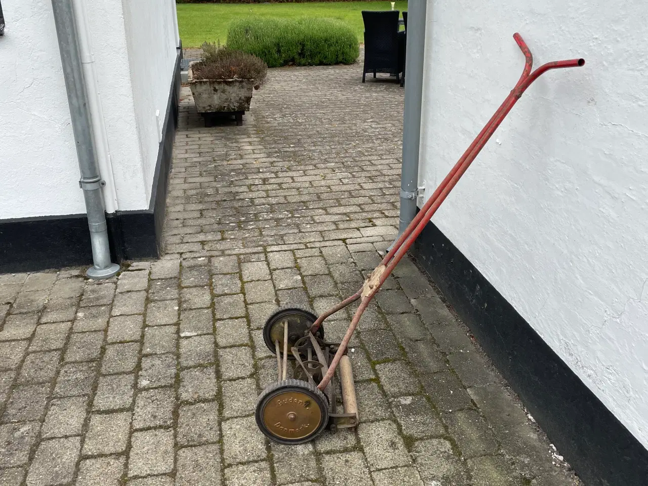 Billede 1 - Gudenå plæneklipper