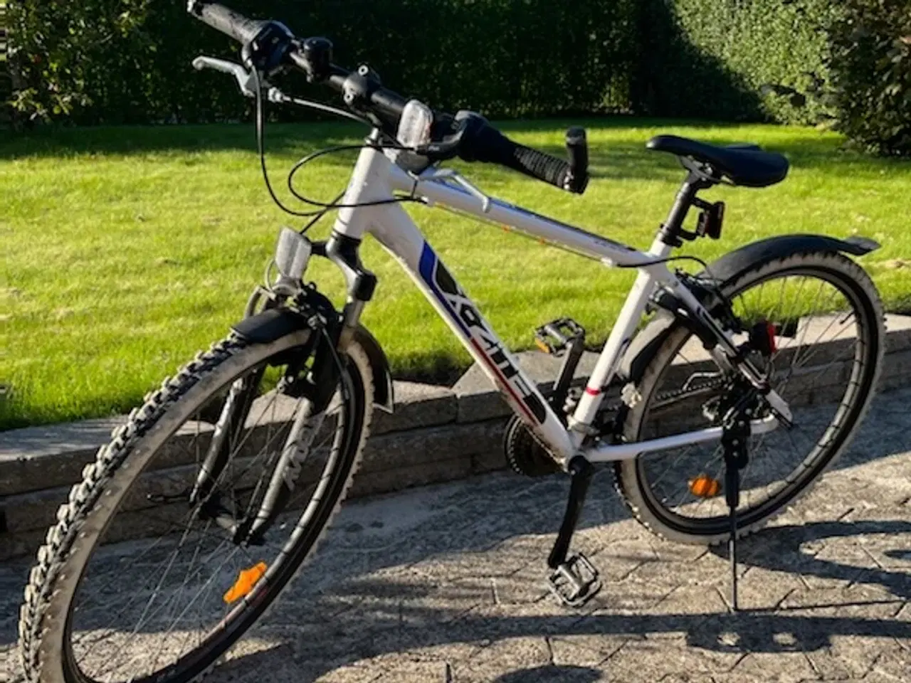 Billede 1 - Drengecykel til salg