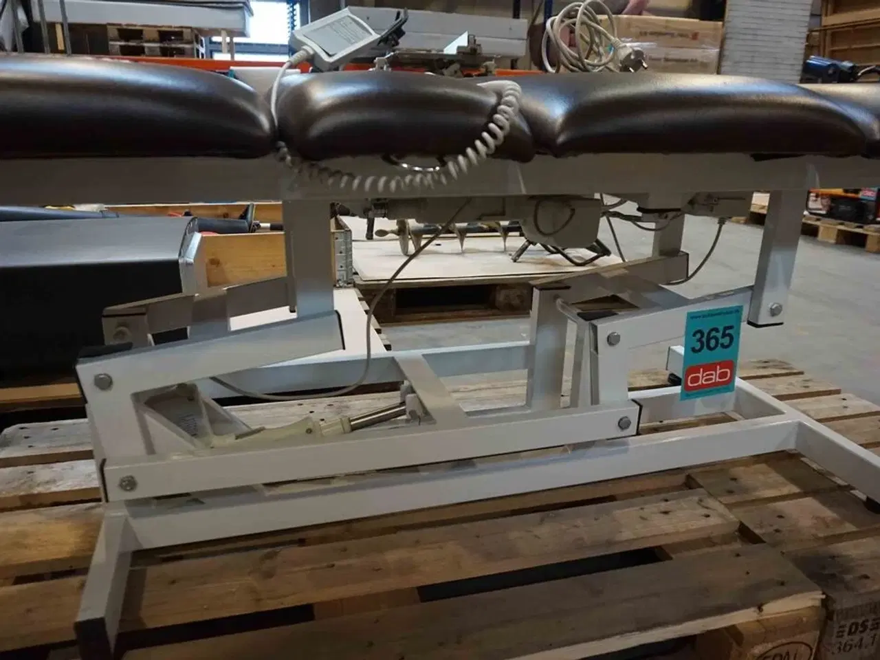 Billede 3 - Massagebriks med el-styring (MOMSFRI)