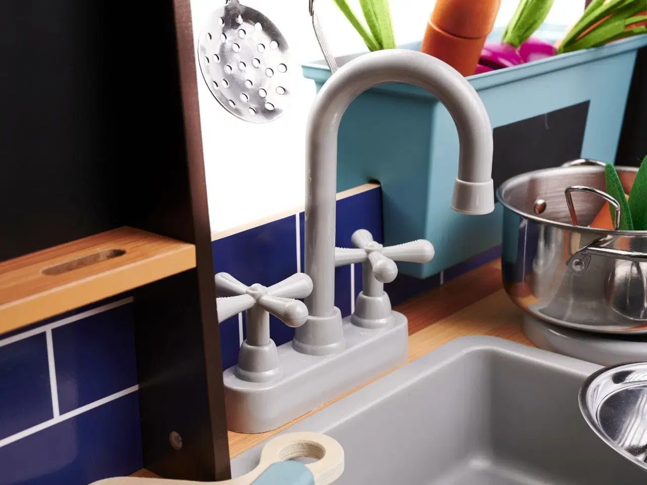 Billede 13 - Legekøkken i træ MDF med tilbehør LOFT XXL 96 cm