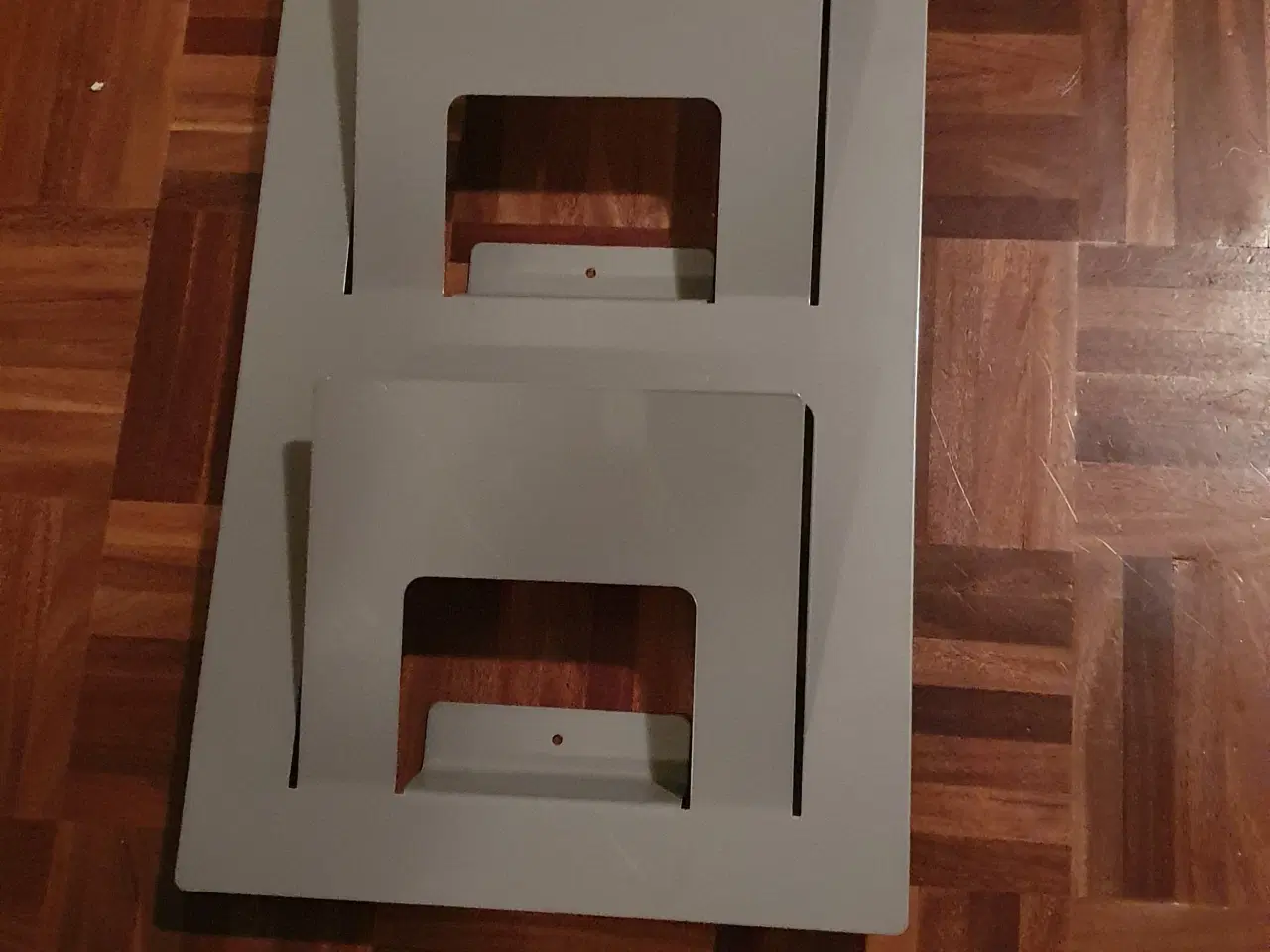 Billede 1 - Ikea væghængt  bogreol