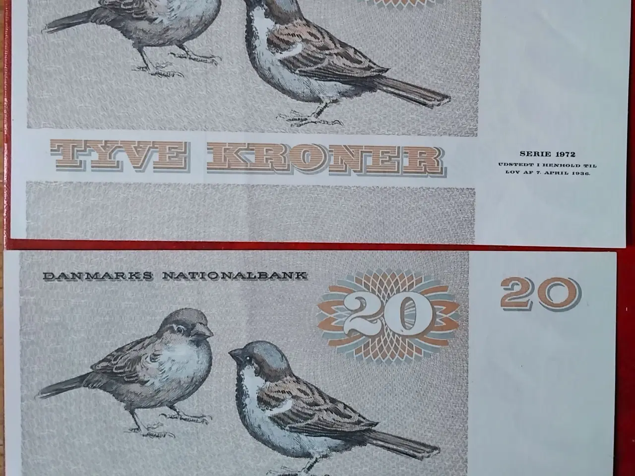 Billede 2 - 2 FLOTTE TÆT PÅ UNC. 20 KRONE 1987 I RÆKKEN