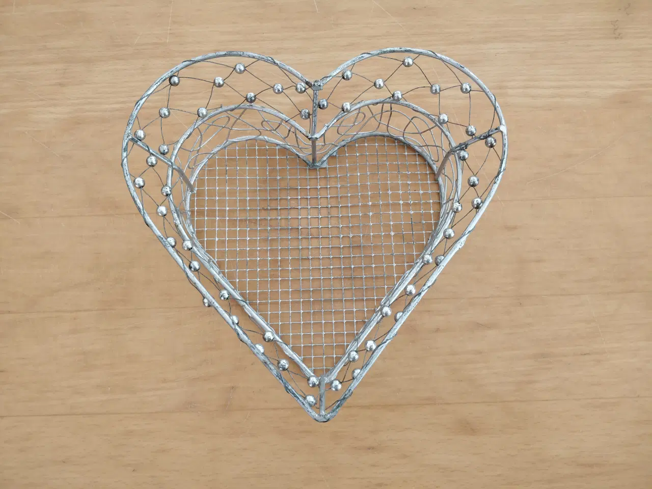 Billede 2 - Hjerte trådkurv