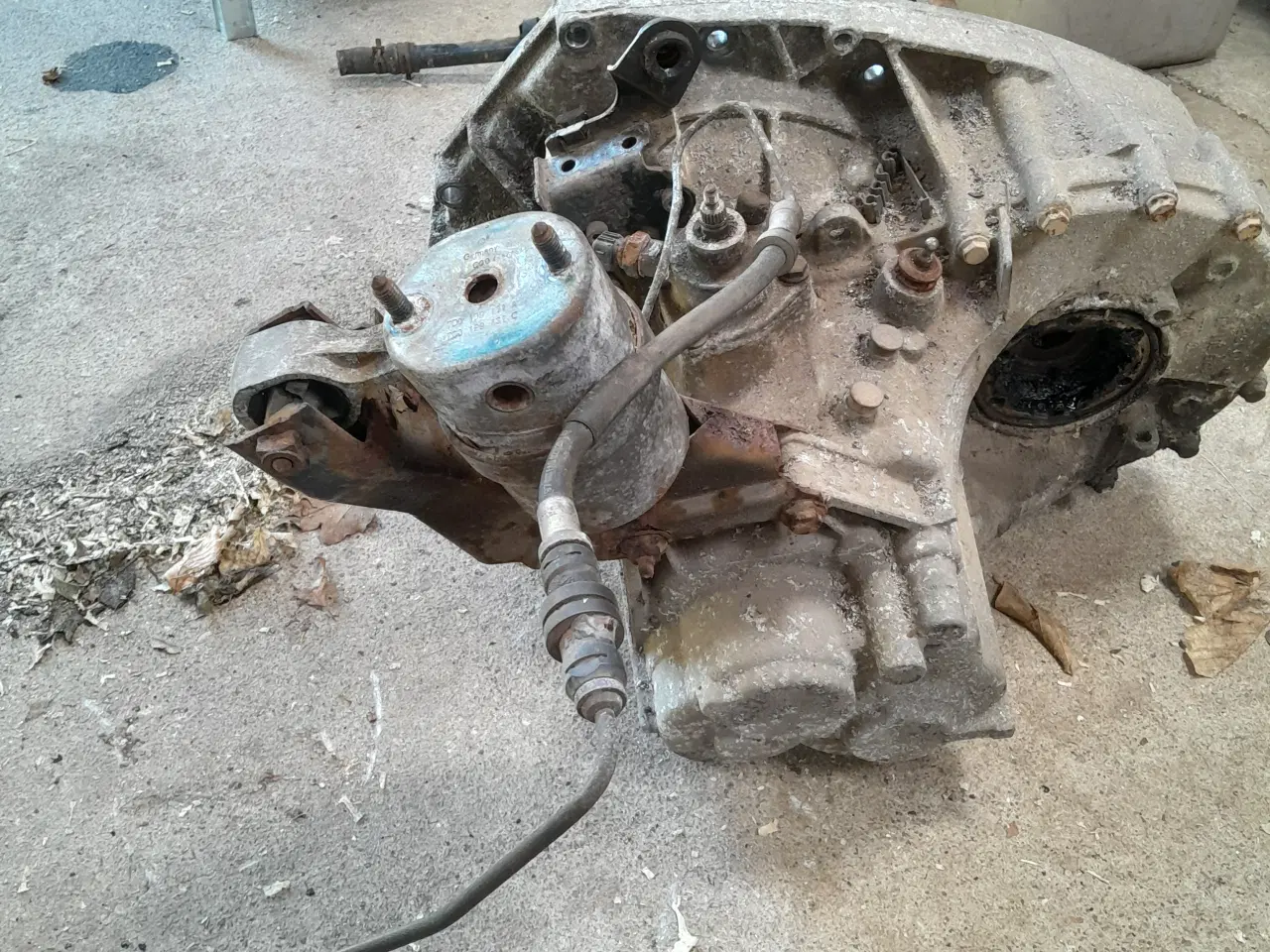 Billede 3 - VW. T4. 2,5 Tdi Bus i dele. 5 trins Gearkasse.