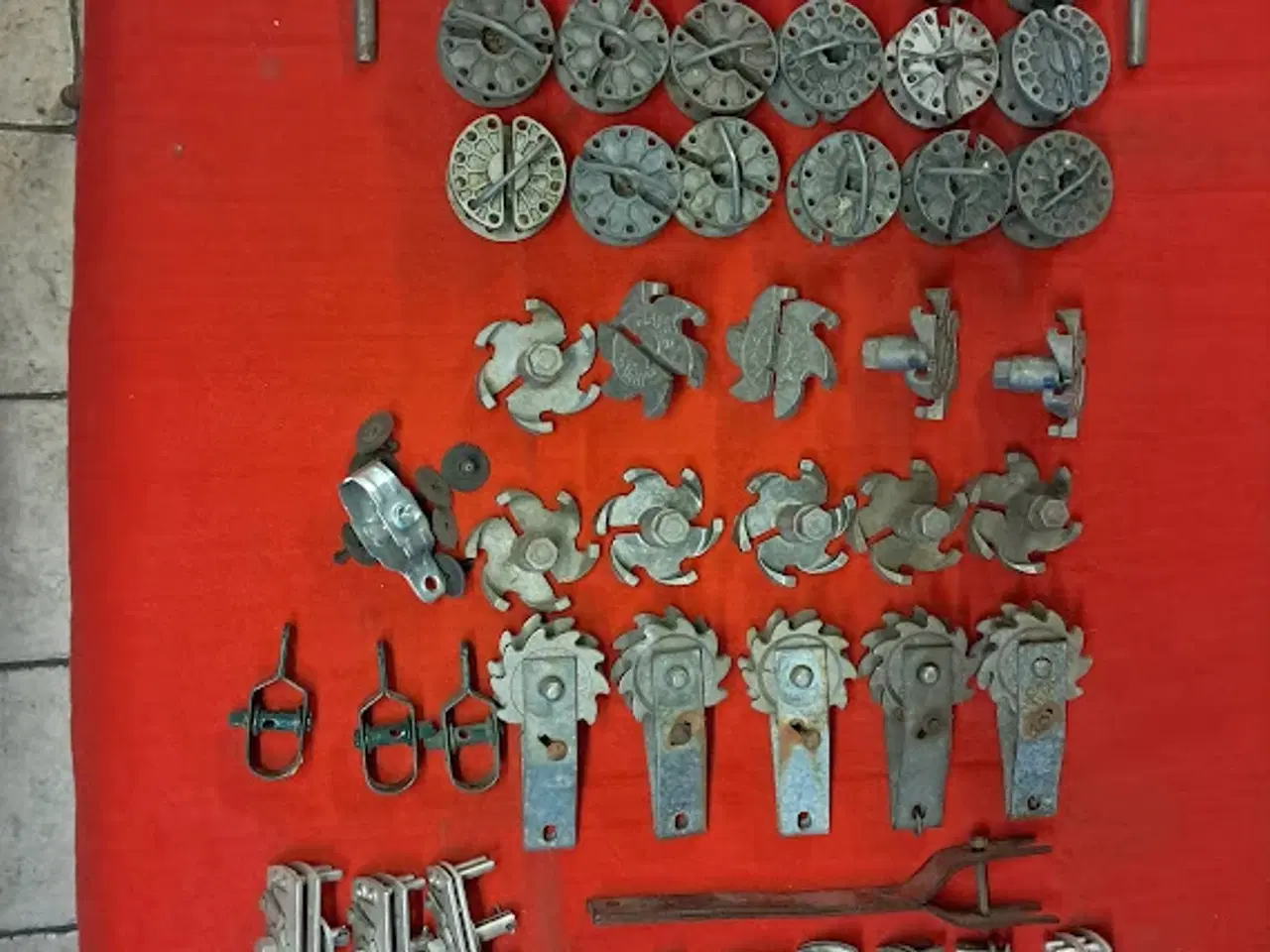 Billede 9 - Tråd strammer hegnsartikler