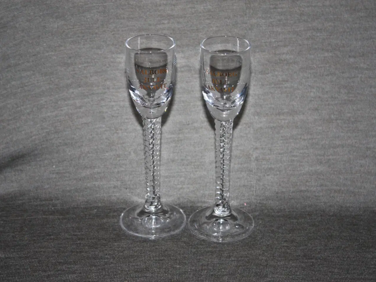 Billede 3 - Holmegaard Aalborg jule akvavit Snapseglas