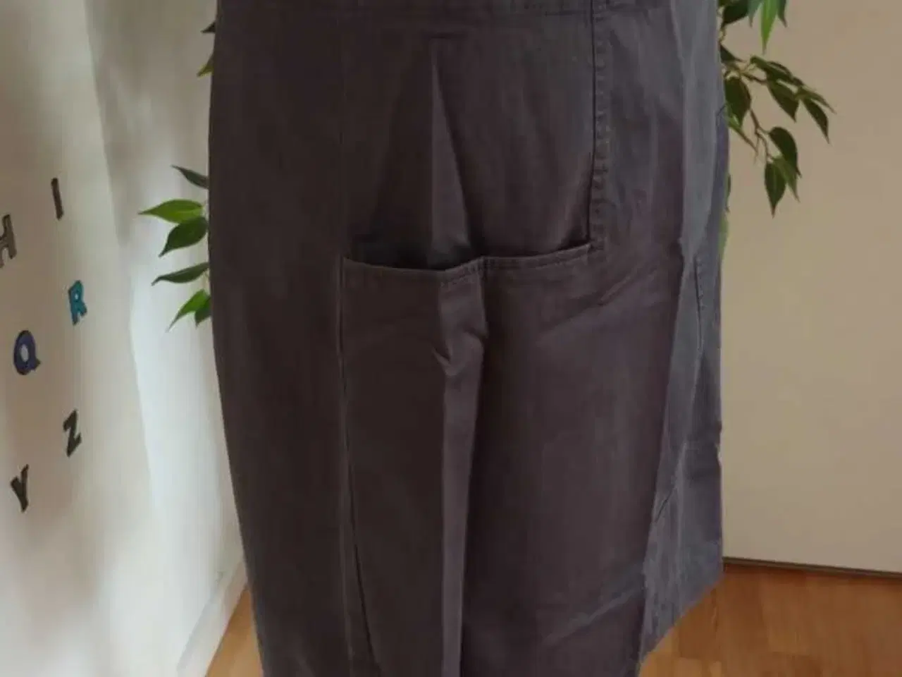 Billede 3 - Nederdel. Bitte Kai Rand. Large/40