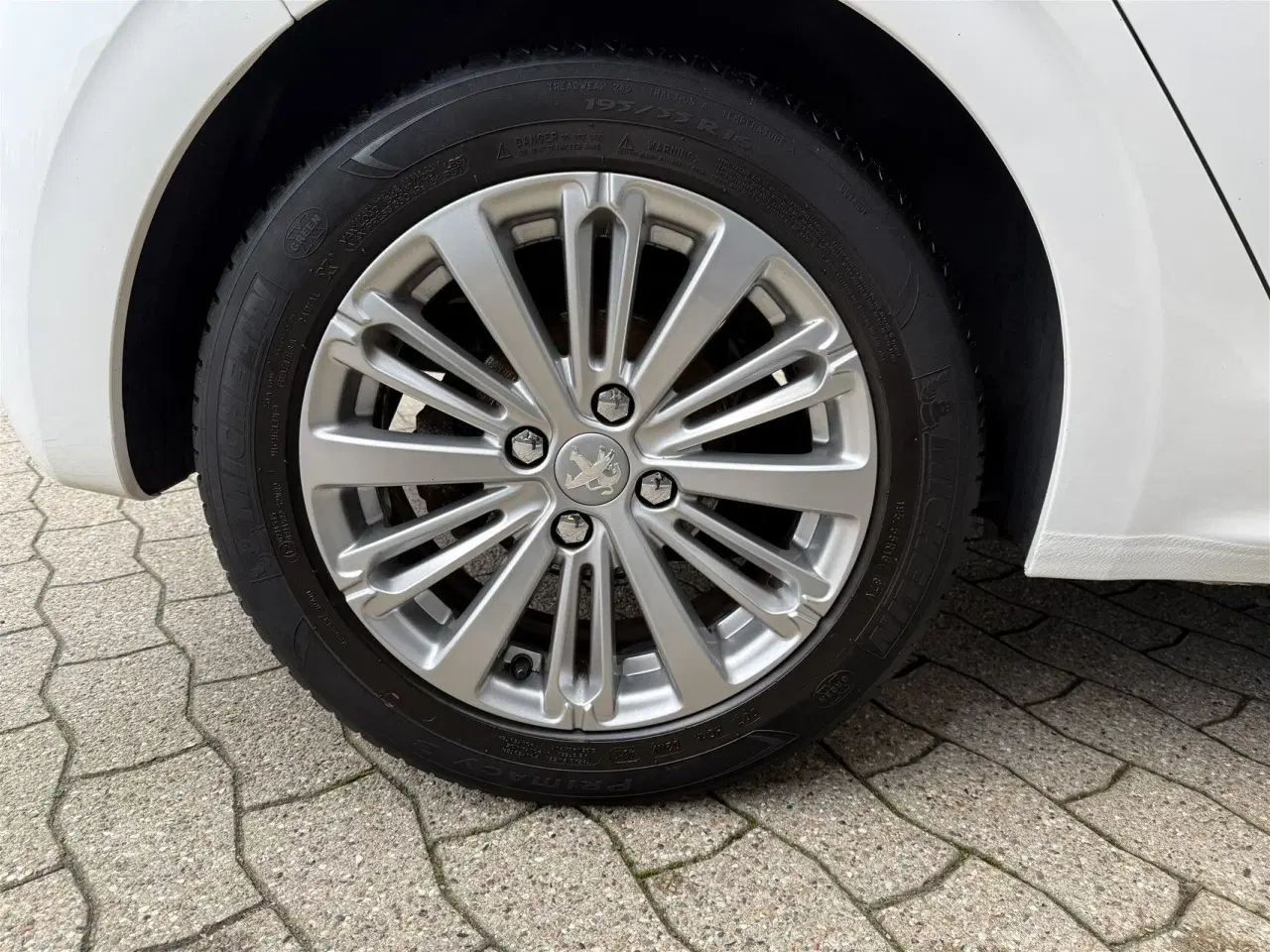 Billede 13 - Peugeot 208 1,5 BlueHDi Prestige 100HK 5d