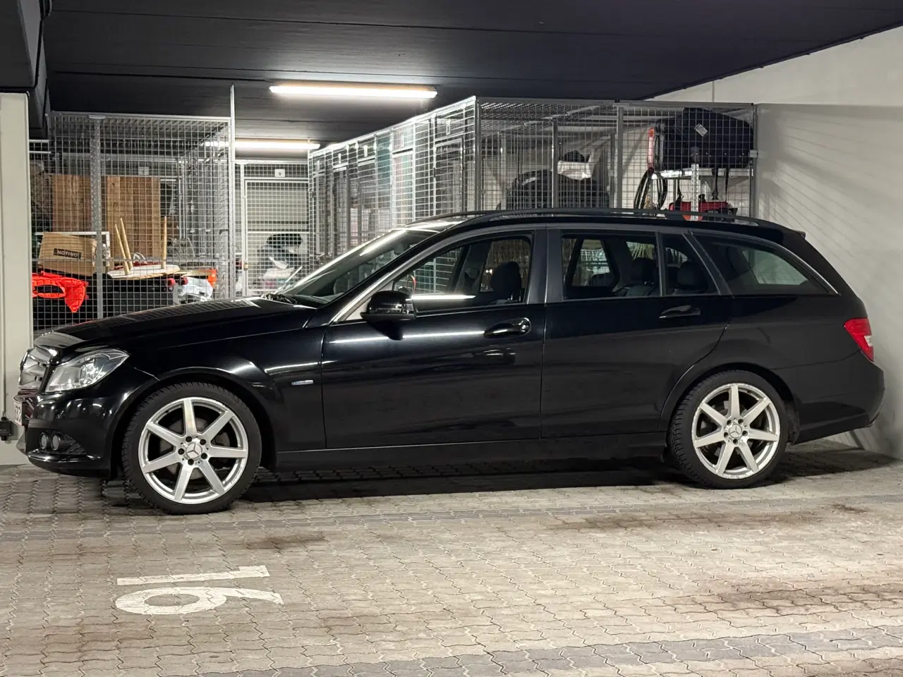 Billede 2 - Goodyear Vinterdæk 225/40/18