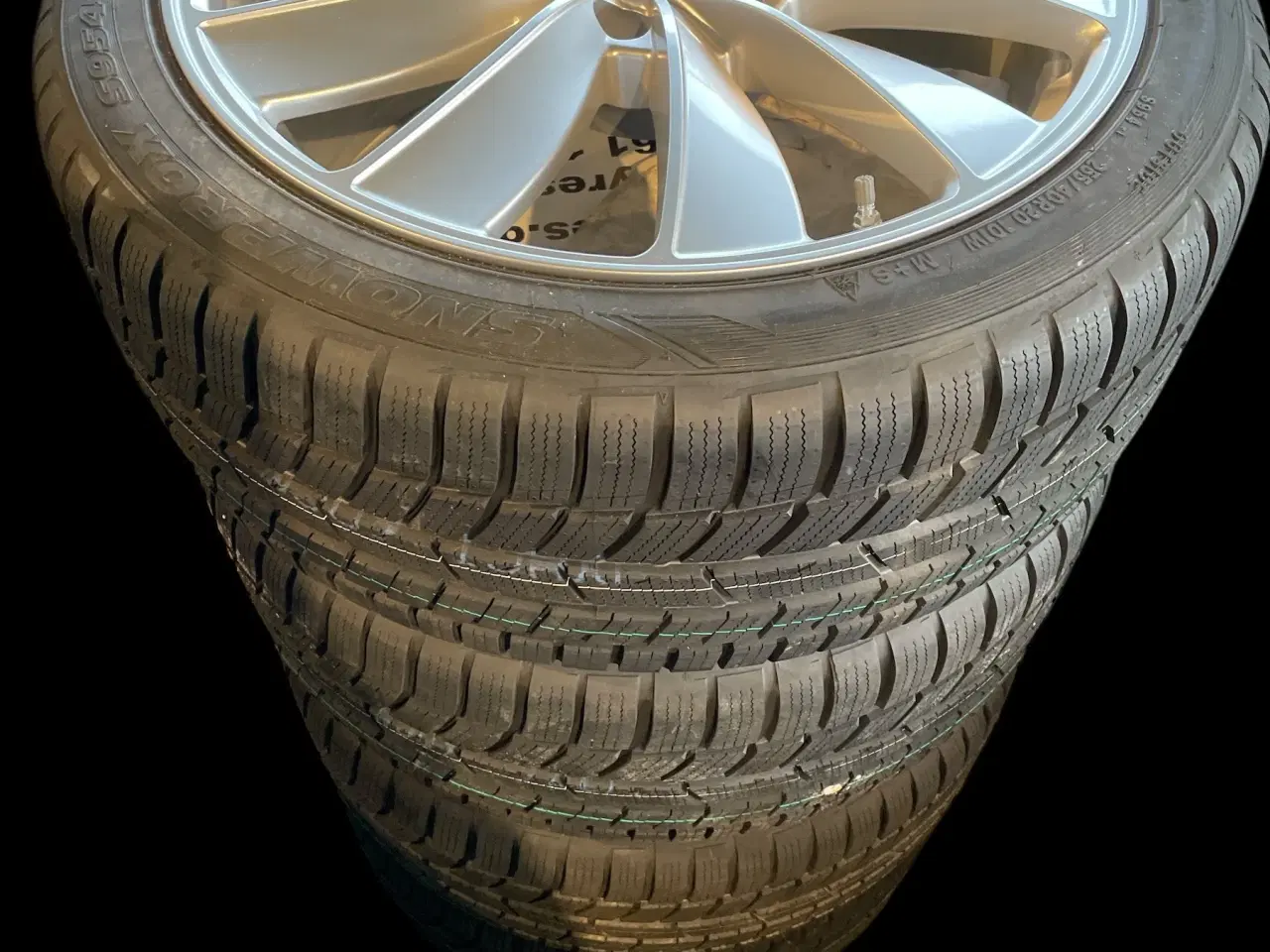 Billede 1 - 20 Tesla Model Y 255/40r20 Ref.746 vinter