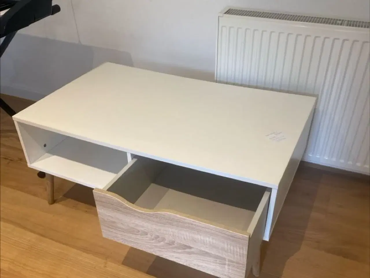 Billede 2 - Delta sofabord med skuffe