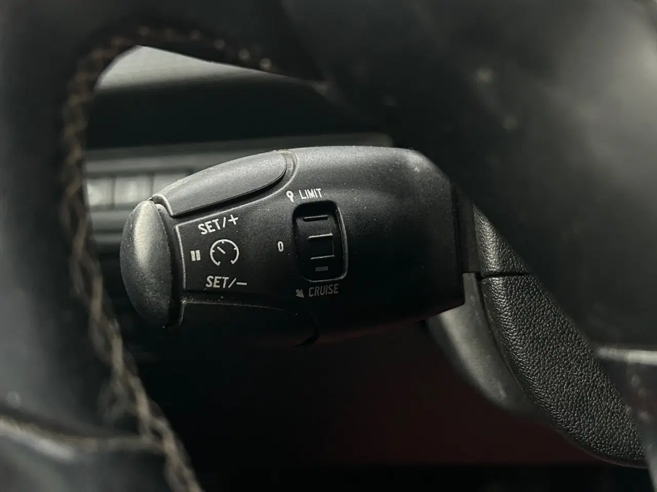 Billede 10 - Peugeot 208 1,6 BlueHDi 100 Allure Sky