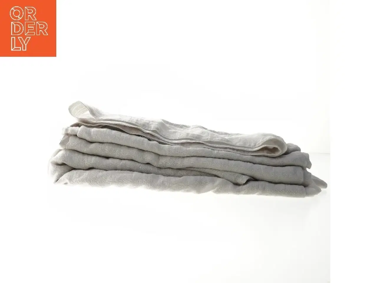 Billede 2 - Hvid gardin 2 stk(str. 140x280 cm)