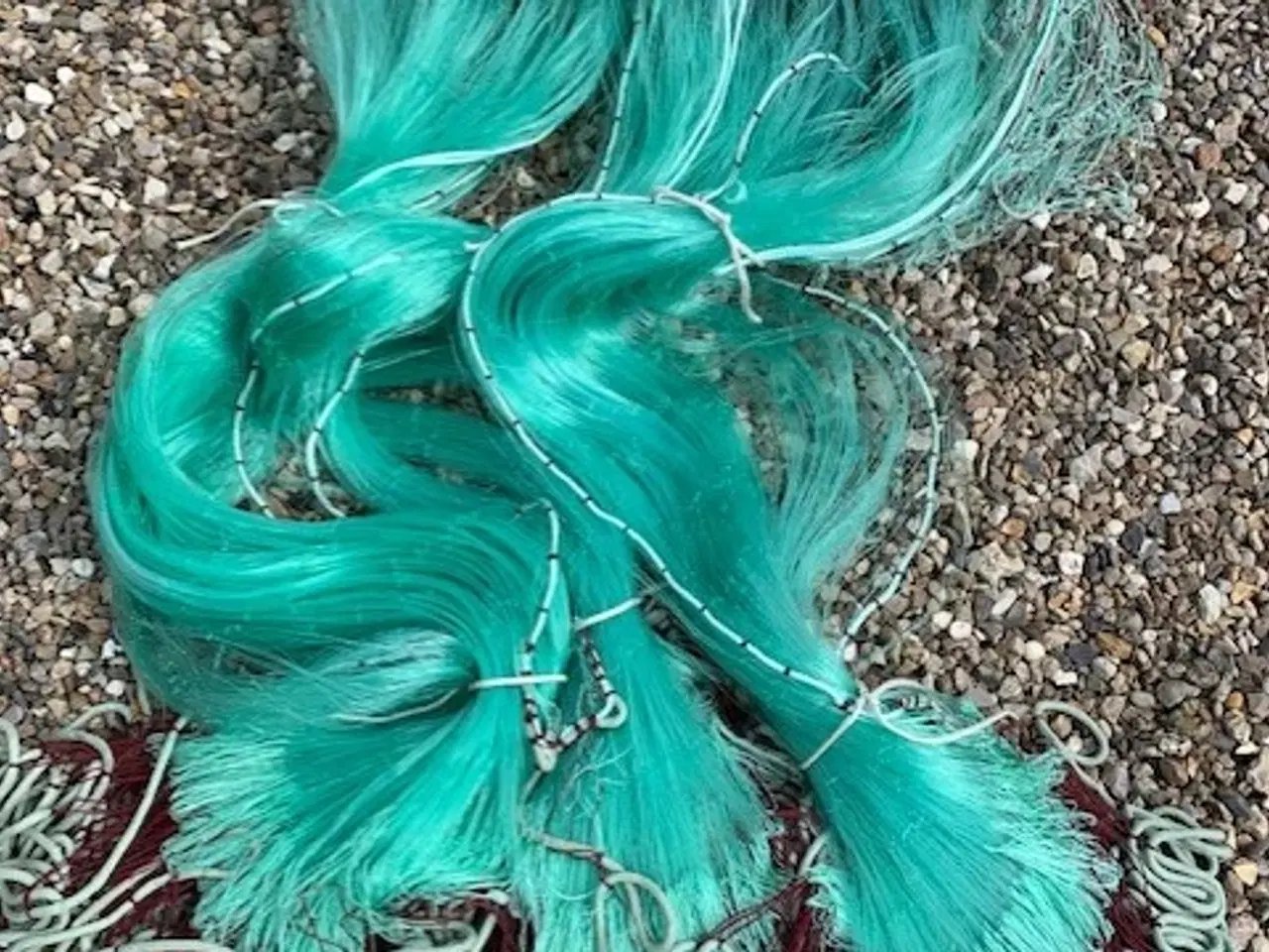 Billede 1 - 100% Håndsyet Lakse/Ørredgarn med 50mm eller 65mm 