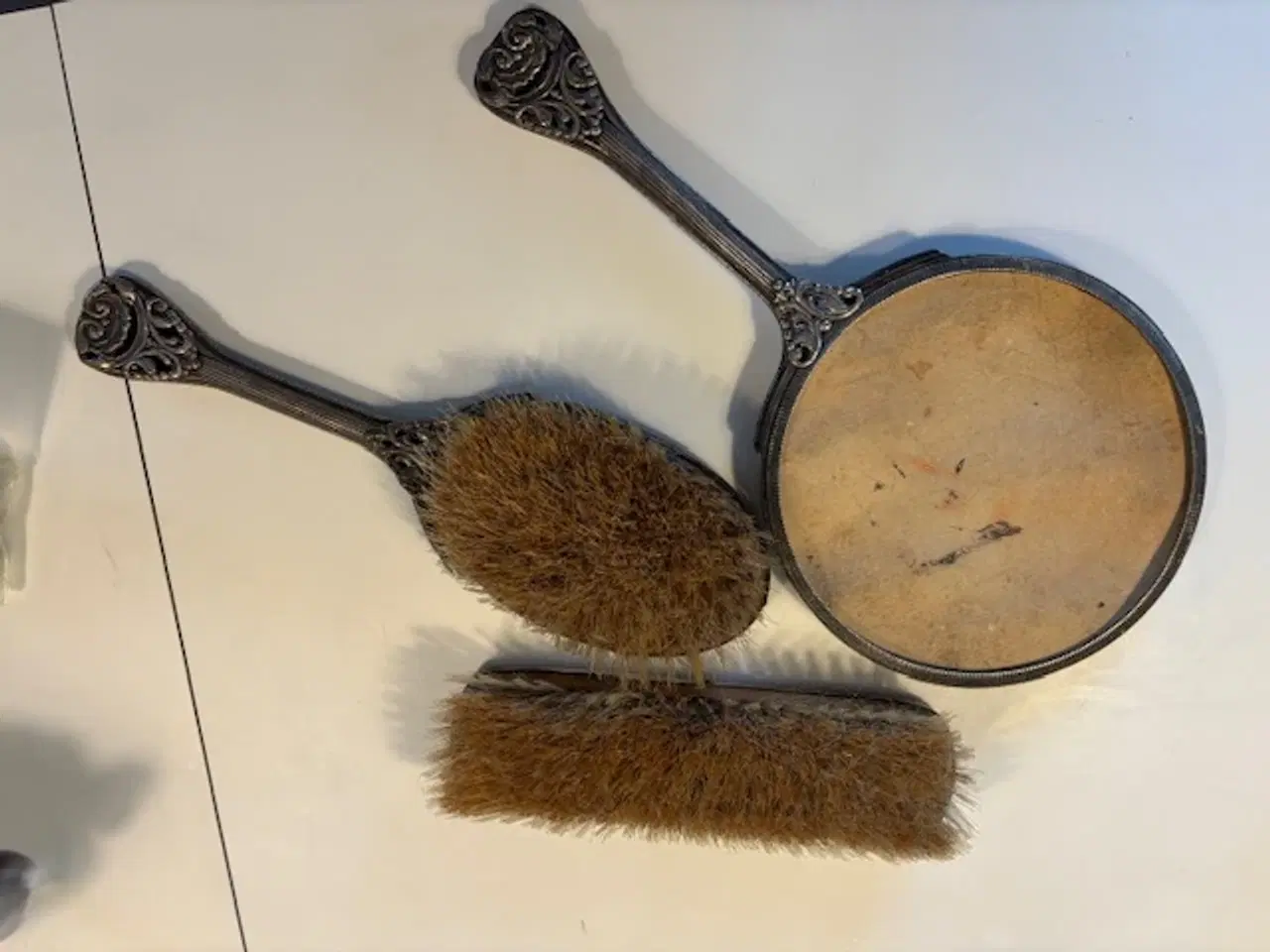 Billede 2 - Pyntesæt - spejl, børster
