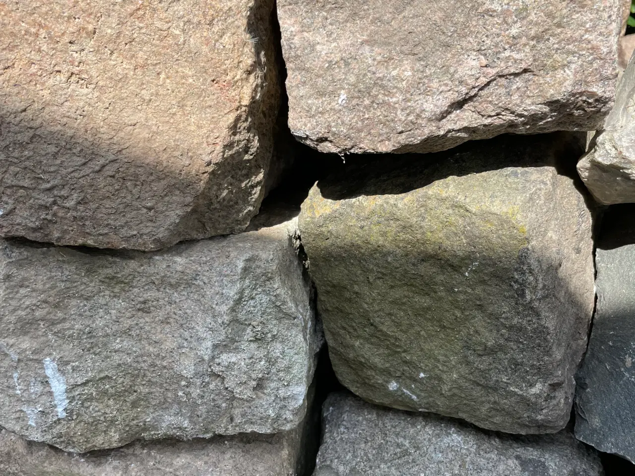 Billede 1 - Chaussésten granit 20 stk 