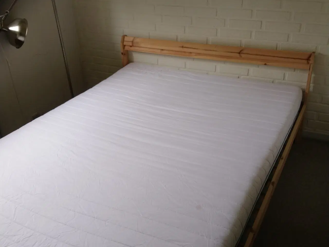Billede 2 - IKEA tre sengeramme plus madras og topmadras