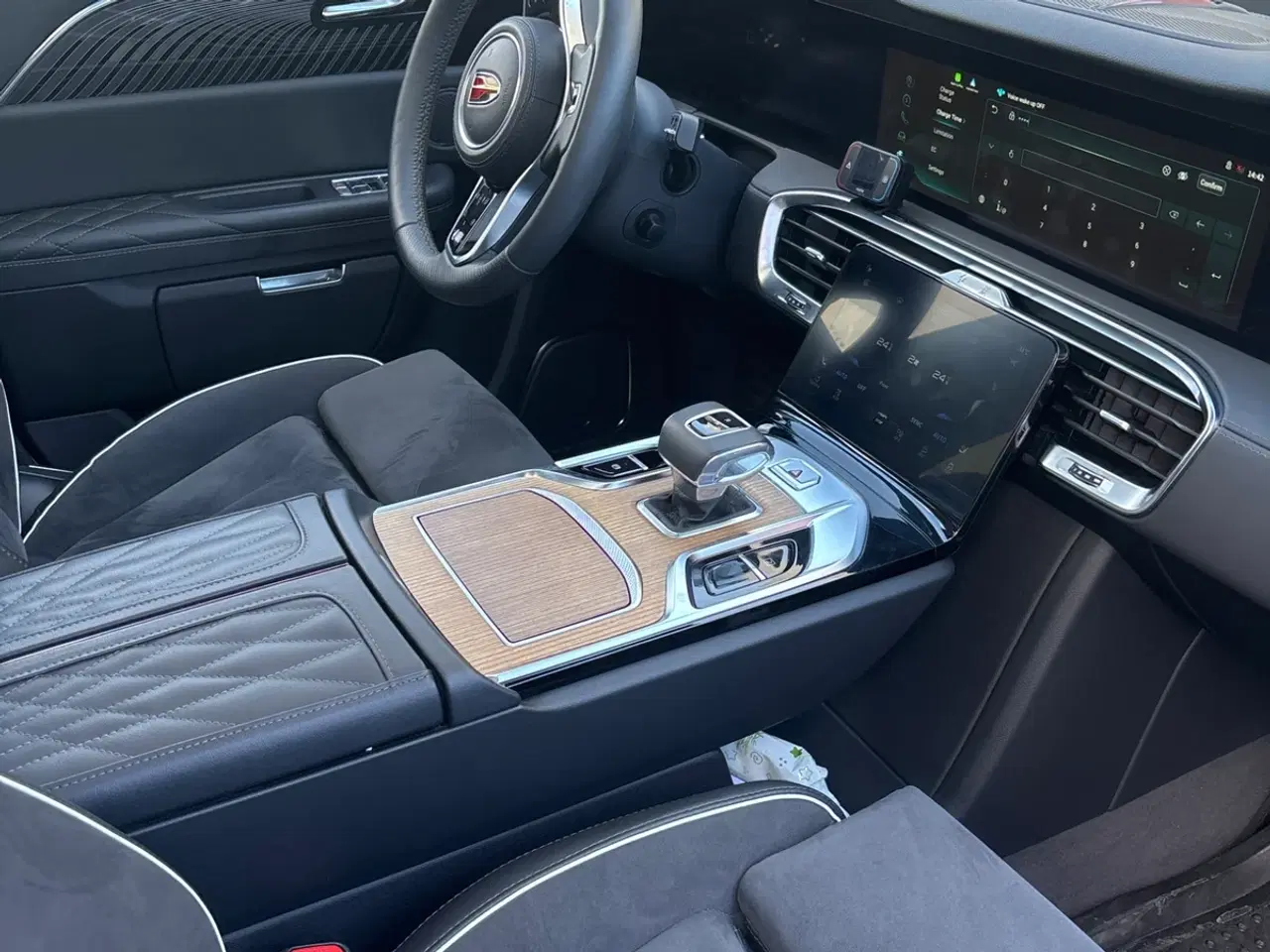 Billede 8 - Hongqi E-HS9 99 Premium