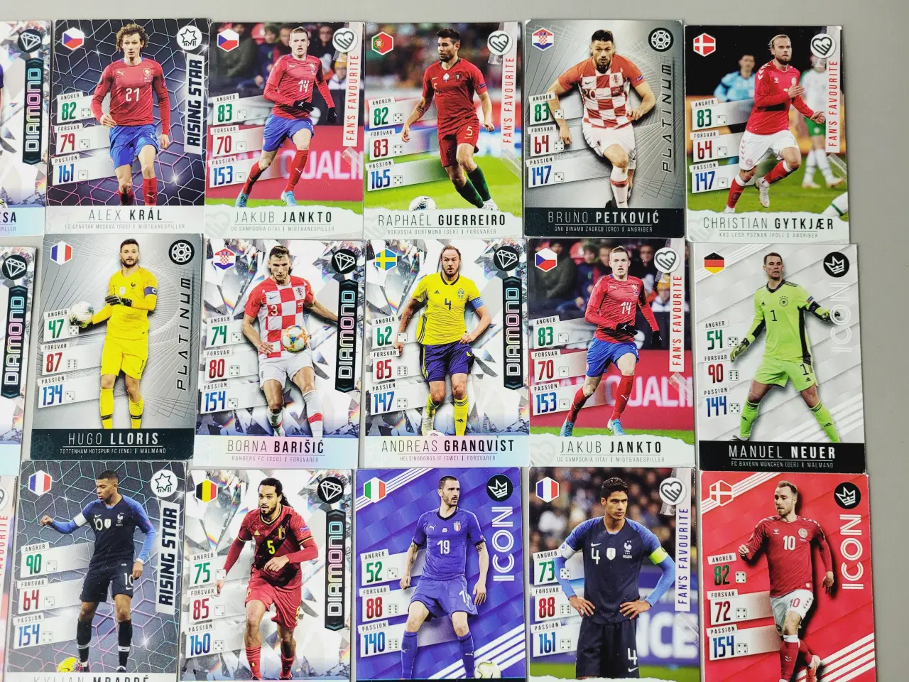 Billede 3 - : Panini Adrenalyn XL fodboldkort – Samling på 50 