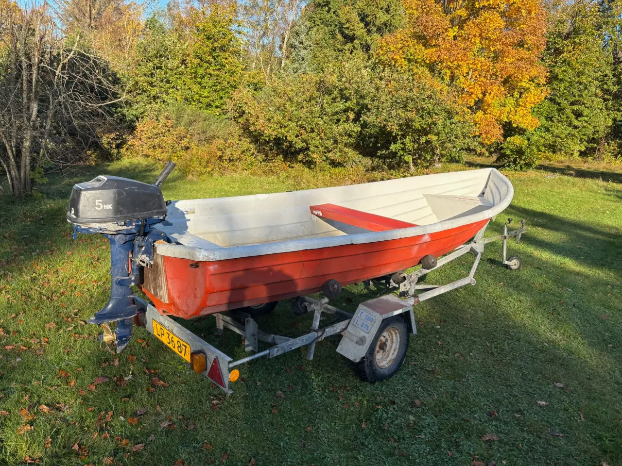 Billede 3 - 13 fods jolle med trailer og Honda motor