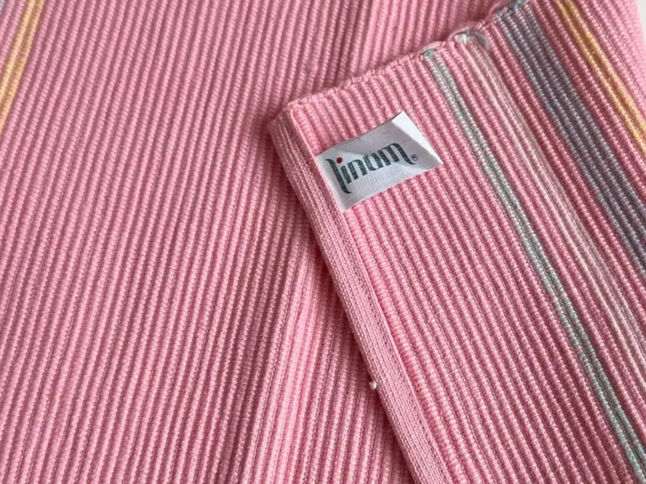 Billede 6 - Dækkeserviet, pastellyserød m striber